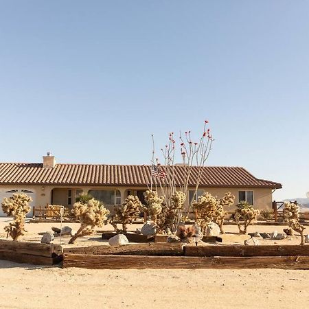 Sun Runner - Serene Desert Home W/Pool & Hot Tub Twentynine Palms Luaran gambar